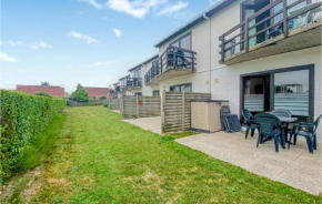 Amazing Apartment In Bredene